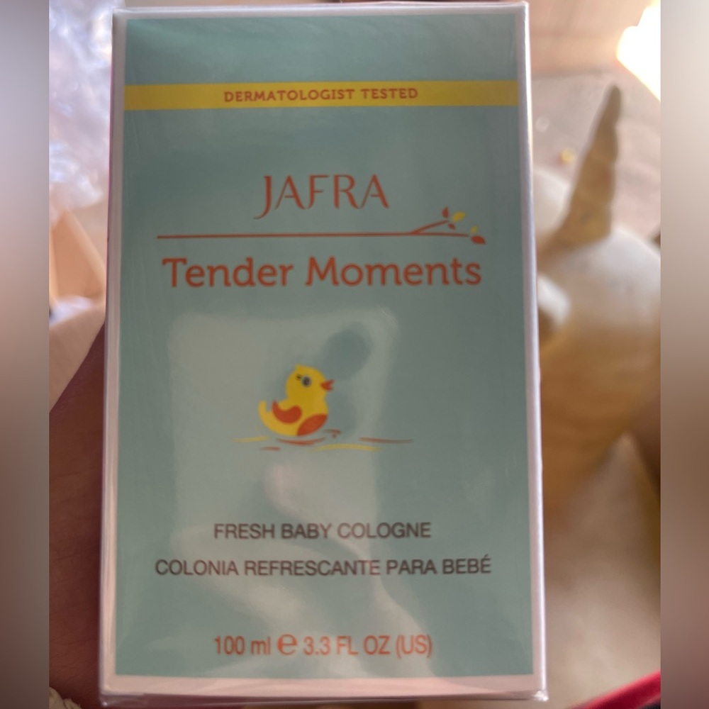 JAFRA Baby Cologne with Soft Amber Notes